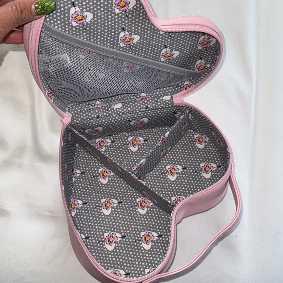 Pink Floral Heart-Shaped Women's Bag - Picture 3 of 3